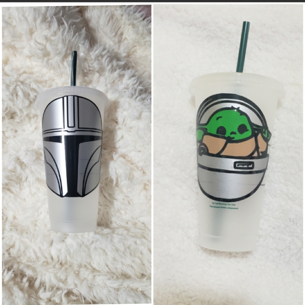 Baby yoda and mandalorian tumbler set